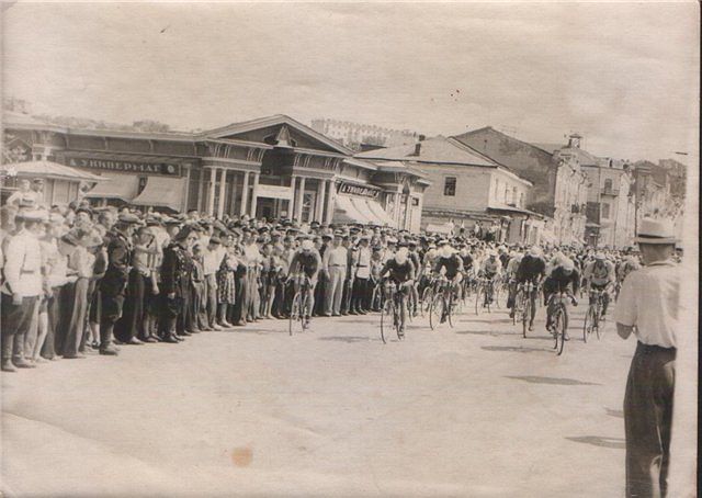 Velo1953.jpg